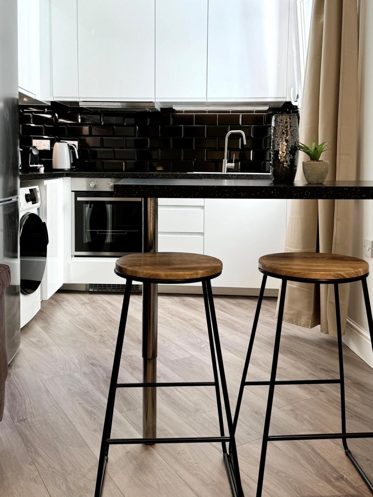 גיברלטר Delightful City Centre Studio Clarendon Apartment - Grand Central House מראה חיצוני תמונה